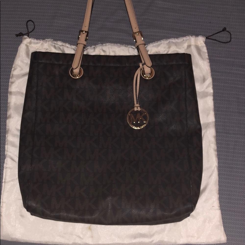 MICHAEL KORS Monogram Large Tote Leather